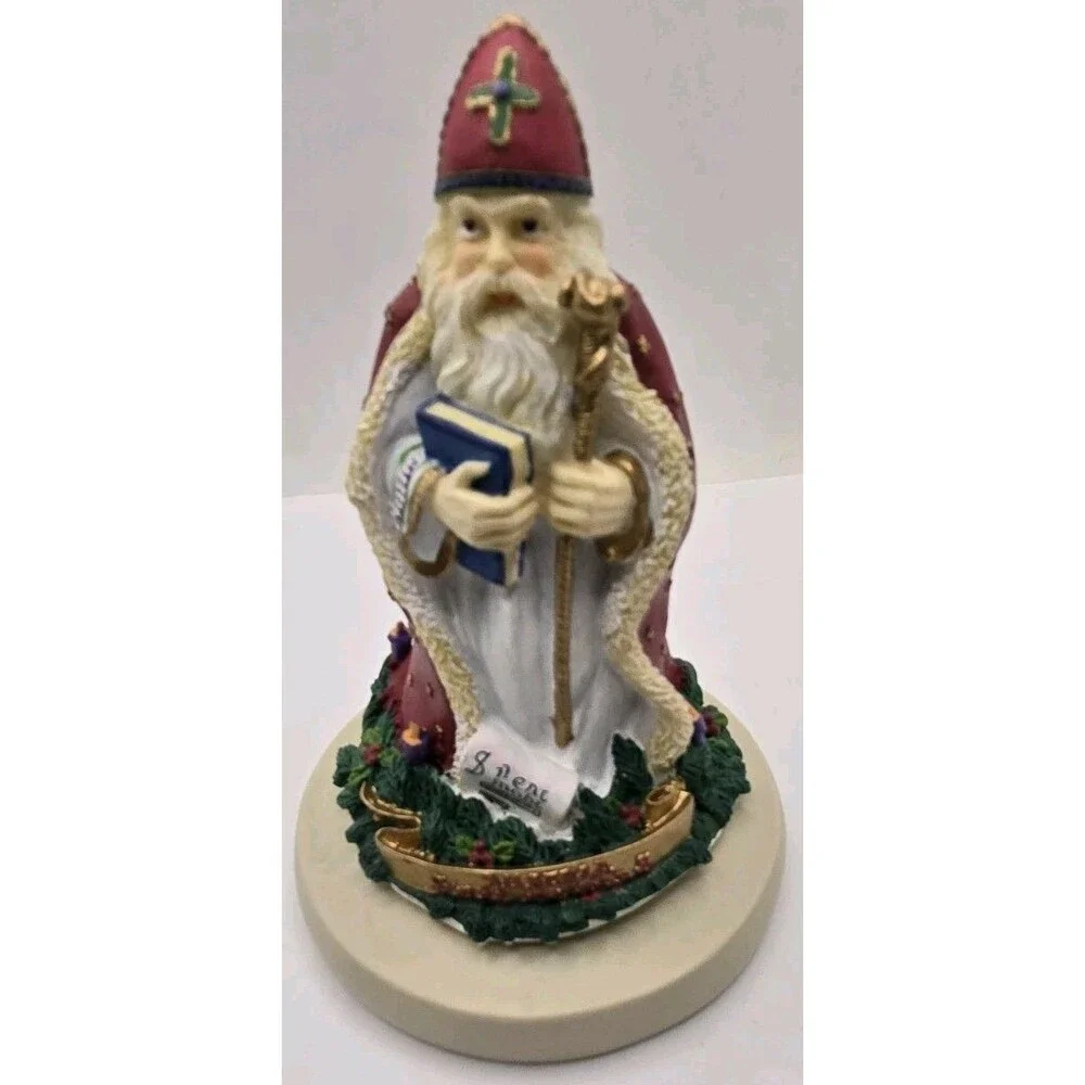 Ellies Kitchen Santa's of the World Set of 4 Sweden, Austria, Italy & USA No Box